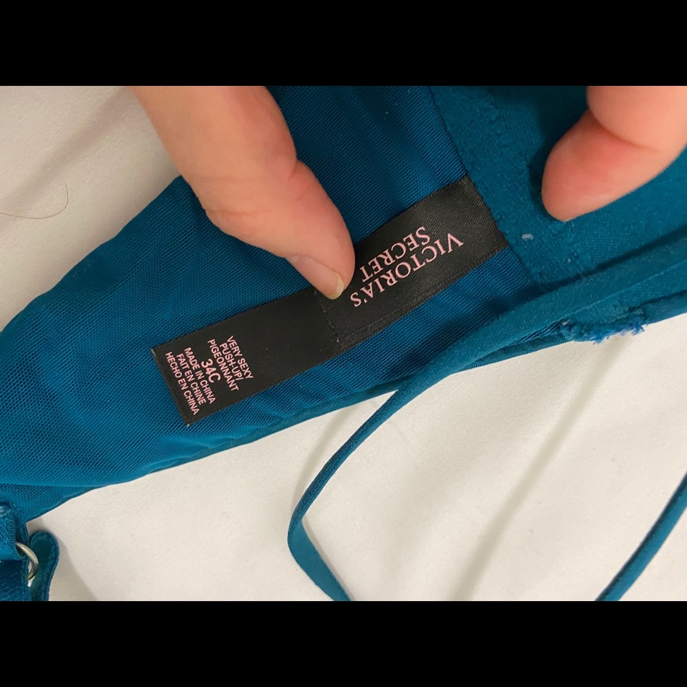 Front open bra - Picture 3 of 5